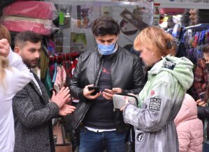 - Çiftin rehin alındığı eve polis çilingir yardımıyla girdi