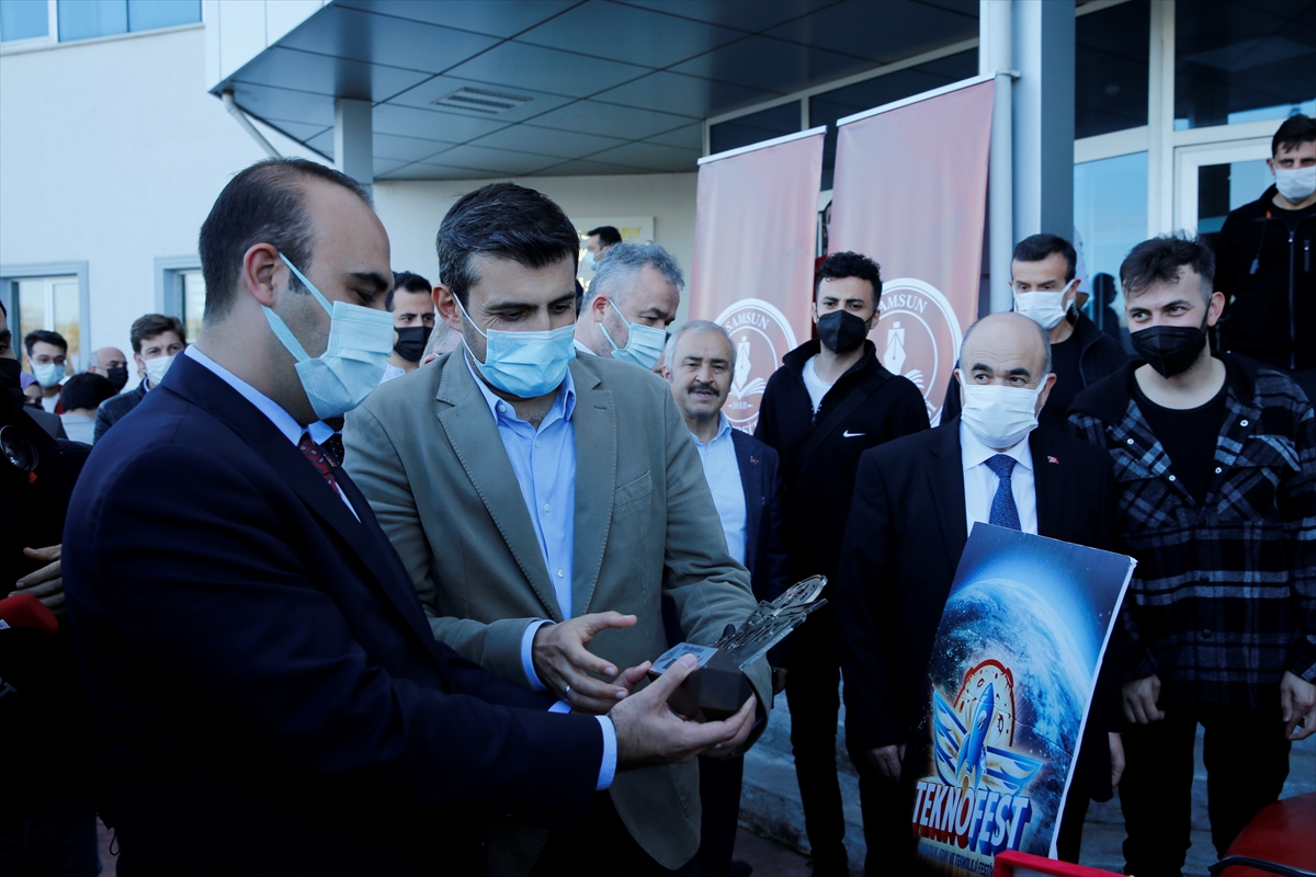 Selçuk Bayraktar, Samsun'da TEKNOFEST 2022 hazırlıklarını inceledi: