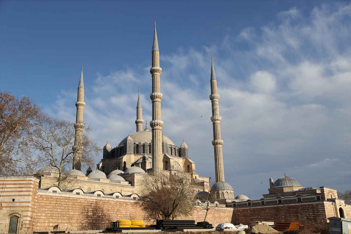 Selimiye Camisi'nin 40 ay sürecek kapsamlı restorasyonuna başlandı