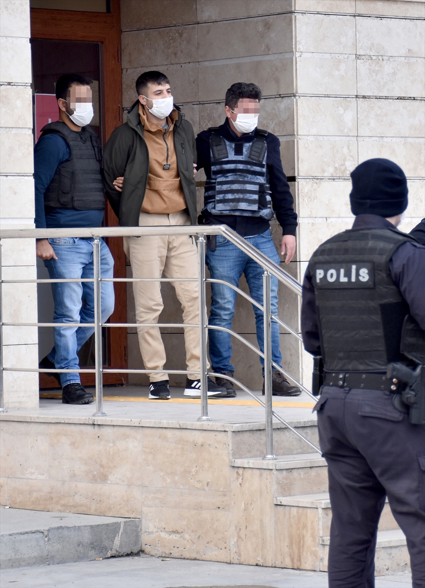 GÜNCELLEME – Siirt polis lojmanlarına roketatarlı saldırı düzenleyen terörist yakalandı