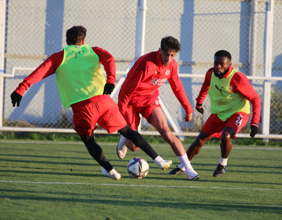 Sivasspor Medipol Başakşehir maçının hazırlıklarına devam etti