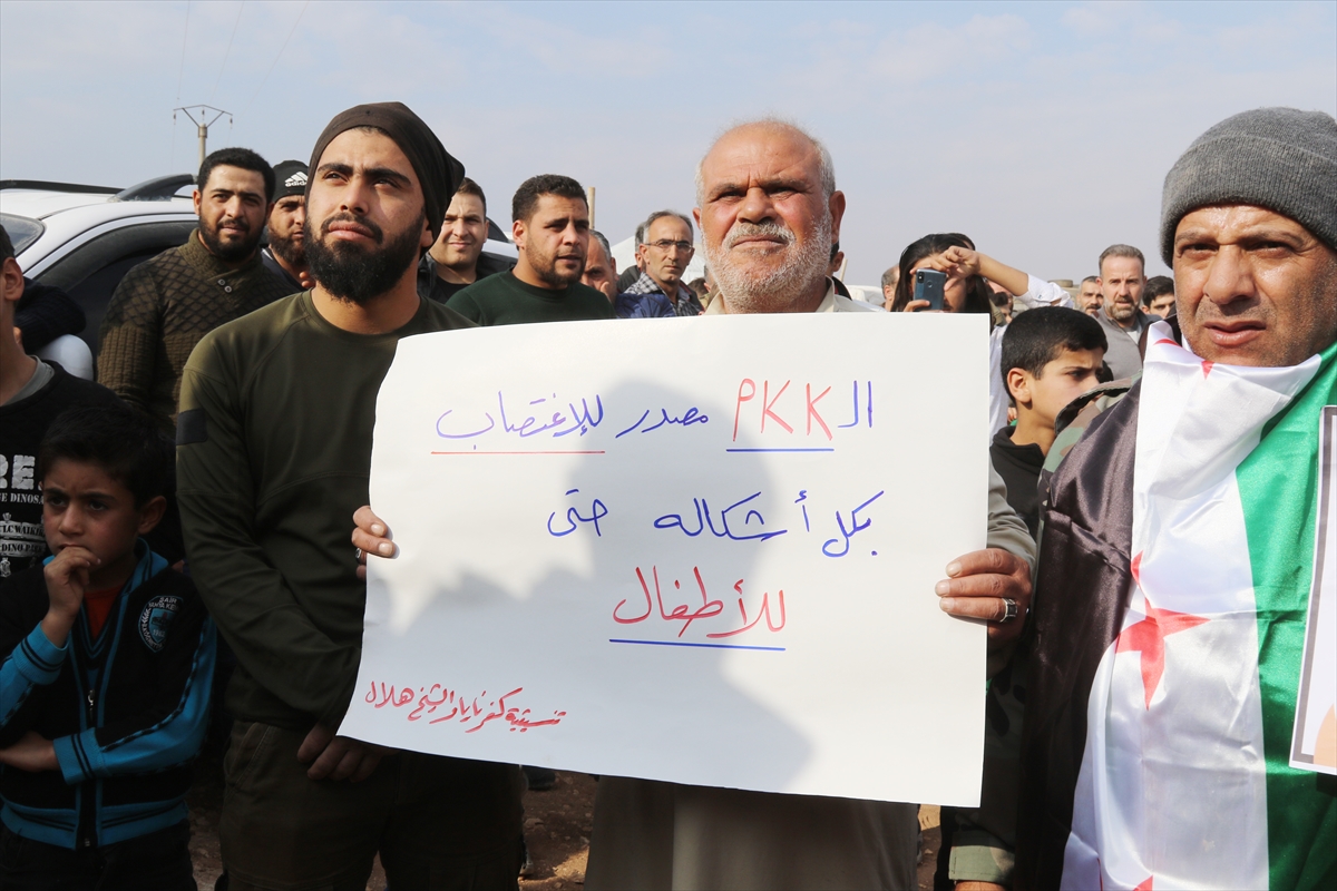 Suriyeliler, 4 yaşındaki çocuğa tecavüzden sorumlu tuttukları YPG/PKK'yı protesto etti