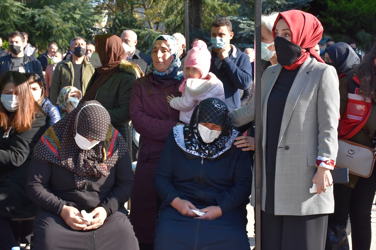 TRABZON (AA) – Trabzon'un Akçaabat ilçesinde "dur" ihtarına uymayan sürücünün