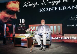 ANKARA (AA) – Prof. Dr. İlber Ortaylı, Türkiye'de demokrasinin kalıcı