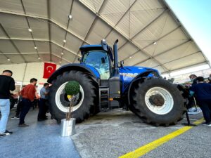 ADANA (AA) – Türkiye'de traktör sektörünün önde gelen firmalarından Türk