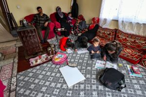 VAN (AA) – MESUT VAROL – Van'ın Çaldıran ilçesinde maddi