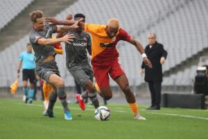 - VavaCars Fatih Karagümrük: 0 - Galatasaray: 0 (İlk yarı)