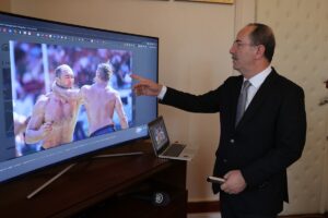 EDİRNE (AA) – Edirne Belediye Başkanı Recep Gürkan, yağlı güreşte