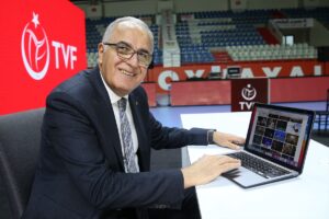 - Türkiye Voleybol Federasyonu Başkanı Mehmet Akif Üstündağ haber, yaşam