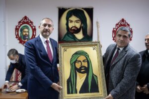 TUNCELİ (AA) – Adalet Bakanı Abdulhamit Gül, cemevlerinin hukuki anlamdaki