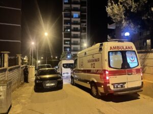 ADANA (AA) – Adana'da tartıştığı eşini pompalı tüfekle vurarak öldüren