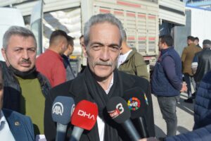 AFYONKARAHİSAR (AA) – Afyonkarahisar Bakkallar Esnafı Odasınca, çuvalı 195 liradan