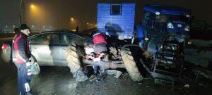 AĞRI (AA) – Ağrı'da meydana gelen zincirleme trafik kazasında bir