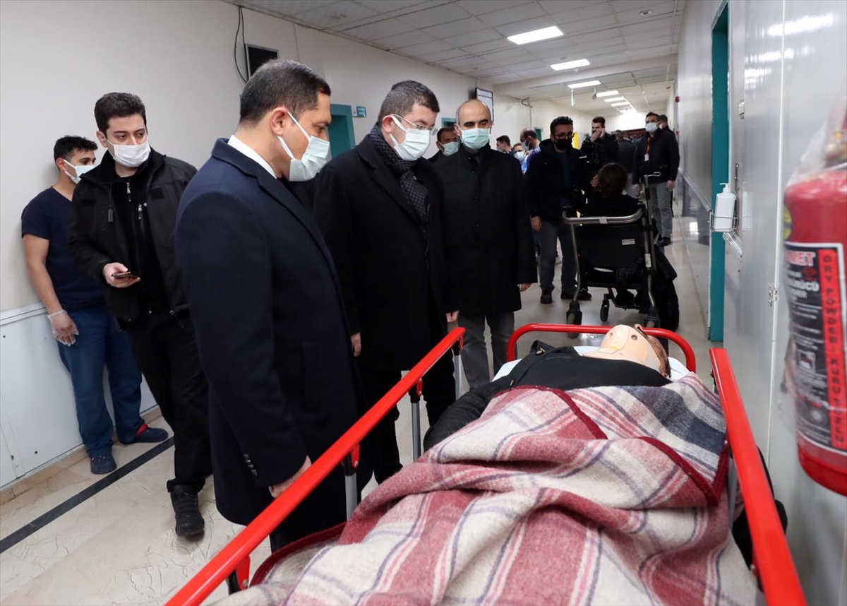 GÜNCELLEME – Amasya'da tur otobüsünün devrilmesi sonucu 28 kişi yaralandı