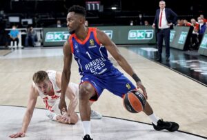 - Anadolu Efes: 84 - Kızılyıldız mts: 83