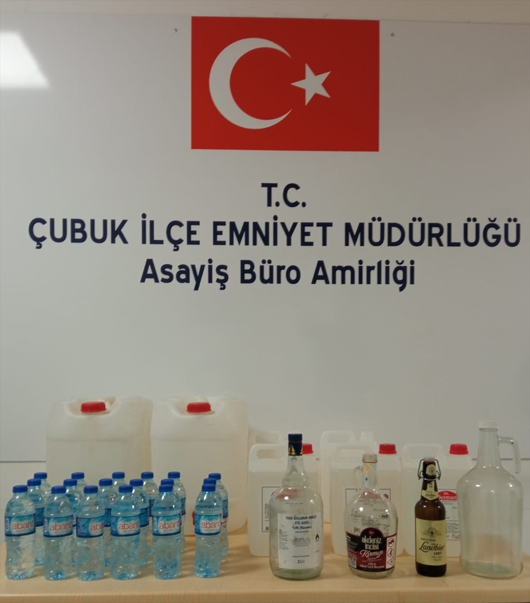 Ankara'da sahte içkiden zehirlendiği öne sürülen kişinin ölümüyle ilgili bir zanlı tutuklandı
