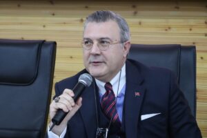 İŞKODRA (AA) – Türkiye'nin Tiran Büyükelçisi Murat Ahmet Yörük, Fetullahçı