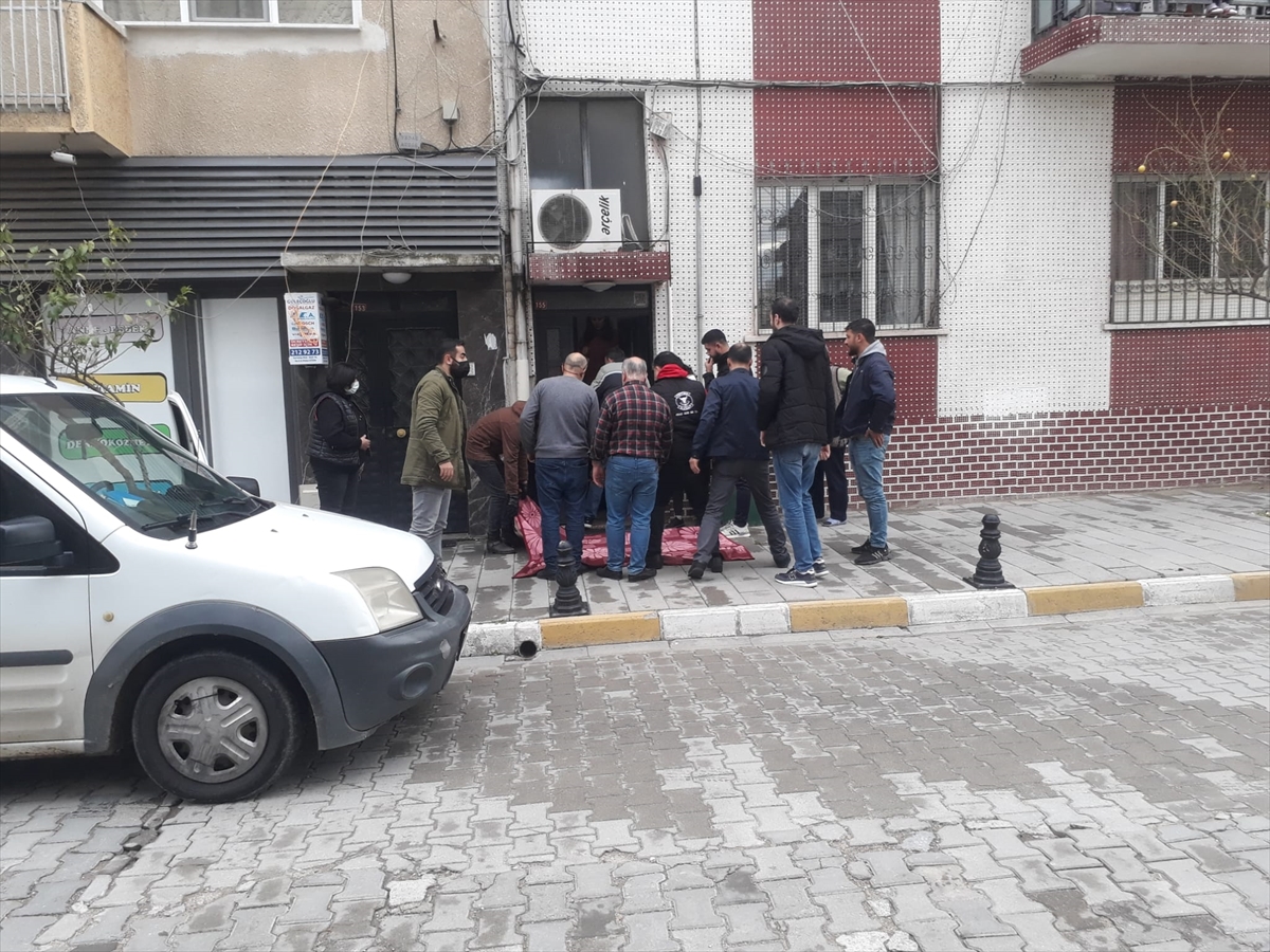 Aydın'da karısını bıçakla yaralayan şüpheli gözaltına alındı