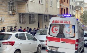 İSTANBUL (AA) – Bahçelievler'de bir kişi 6 yaşındaki oğlunu öldürdükten