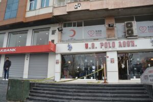 BATMAN (AA) – Batman'da balkondan düşen 5 yaşındaki çocuk yaşamını