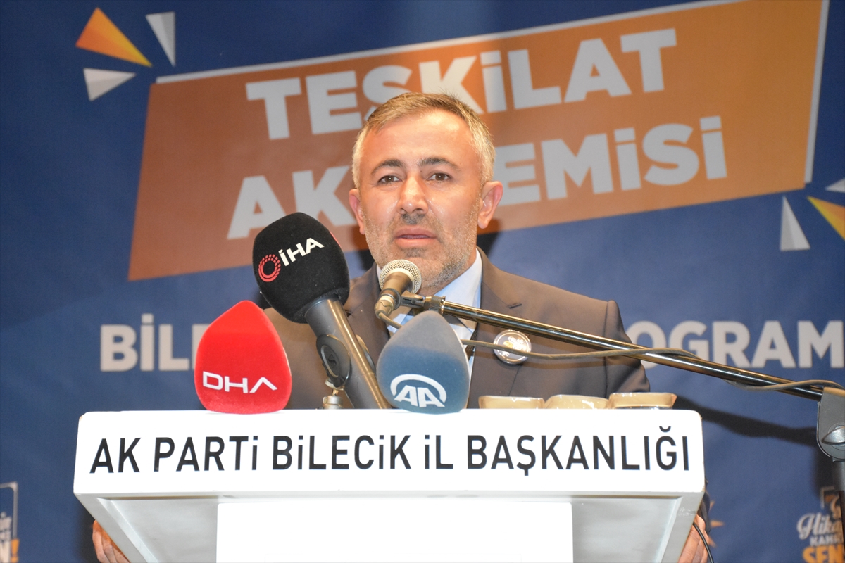 Bilecik'te AK Parti Teşkilat Akademisi Eğitim Programı başladı