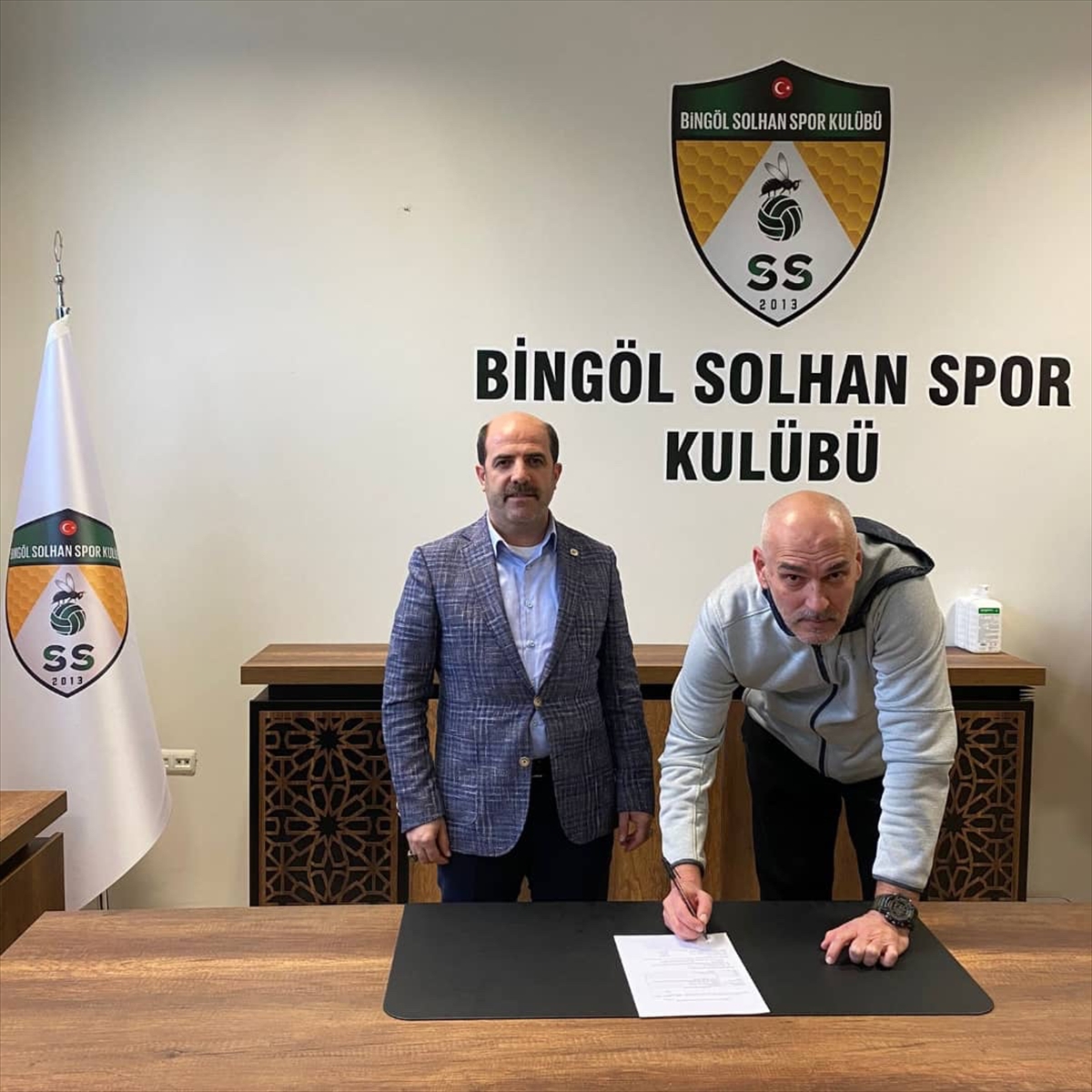 Bingöl Solhanpor, başantrenör Aykut Lale ile anlaştı