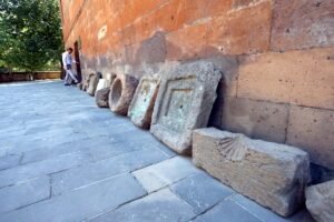 BİTLİS (AA) – AHMET OKUR – Bitlis'te, 7 bin yıllık