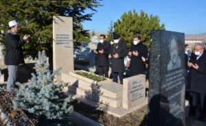 KIRŞEHİR (AA) – Abdal müzik kültürünün en önemli temsilcilerinden bozlak