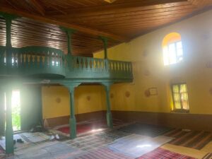 - Ülkenin kuzeydoğusunda Veliko Tırnovo il merkezi bölgesinde bulunan 1870