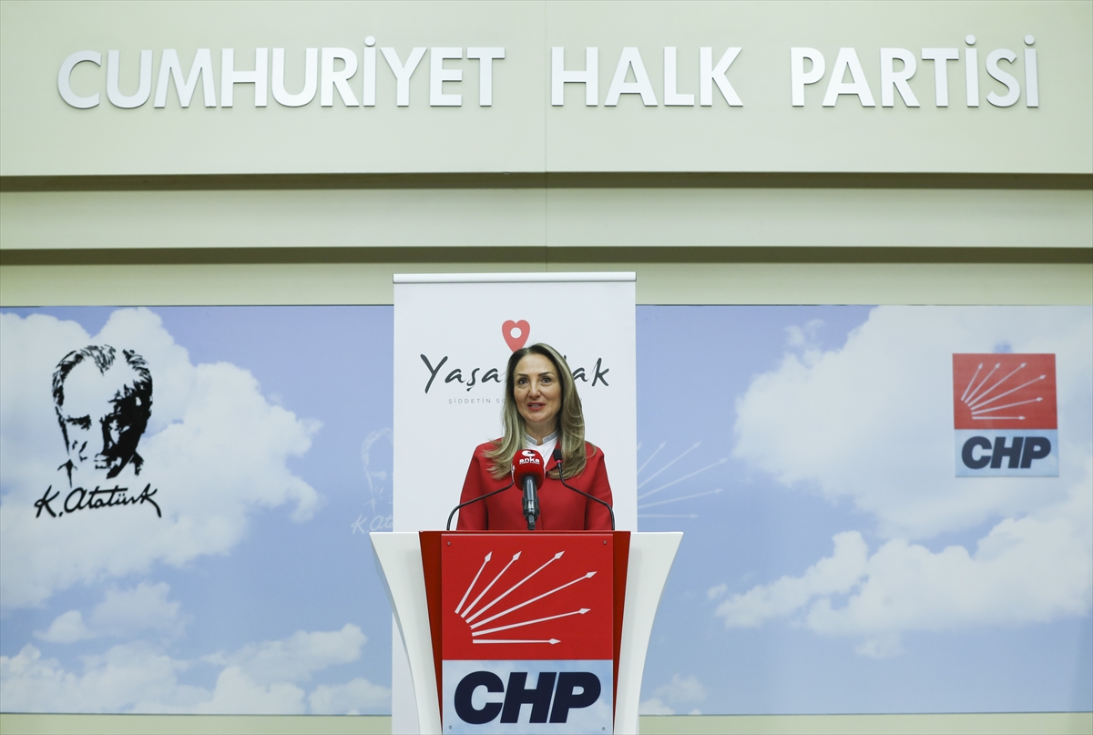 CHP'li Nazlıaka, “YaşamHak” Projesi kapsamındaki mobil uygulamayı tanıttı: