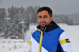 KARS (AA) – Sarıçam ormanları ve uzun pistleriyle Türkiye'nin kış