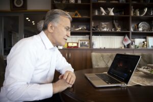 - Mehmet Ali Şahin "Ciğerlerimiz yandı", "Keyfim yerinde" ve "Doğanın