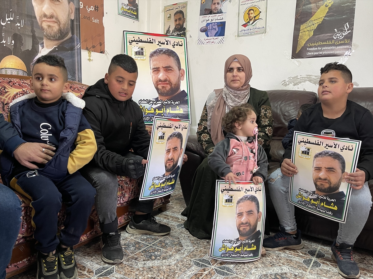 Dört aydır açlık grevinde olan Filistinli tutuklunun yakınlarından müdahale çağrısı