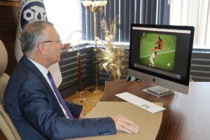 ERZİNCAN (AA) – Erzincan Binali Yıldırım Üniversitesi (EBYÜ) Rektörü Prof.