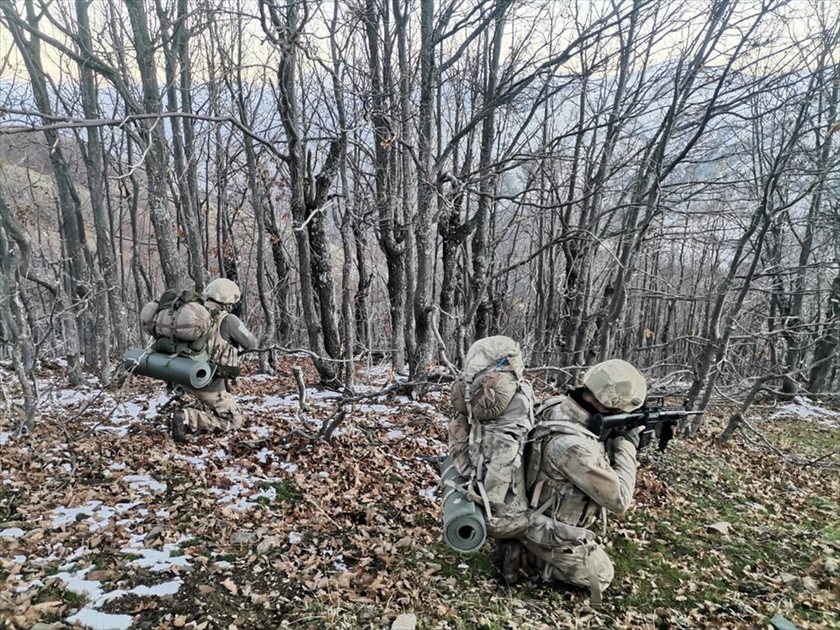 Eren Kış-12 Tendürek Şehit Jandarma Kıdemli Binbaşı Kıvanç Cesur Operasyonu başladı