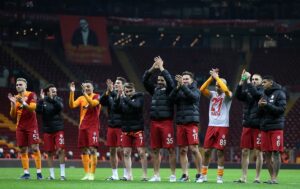 - Galatasaray: 2 - Fraport TAV Antalyaspor: 0