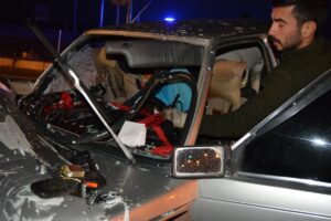 GAZİANTEP (AA) – Gaziantep'in İslahiye ilçesinde, otomobilin tıra arkadan çarpması