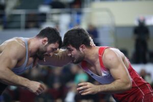 SAKARYA (AA) – Sakarya'da düzenlenen Büyükler Grekoromen Güreş Türkiye Şampiyonası