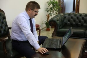 IĞDIR (AA) – Iğdır Valisi ve Belediye Başkanvekili Hüseyin Engin