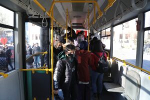 IĞDIR (AA) – Iğdırlı öğrenciler tuttukları takımın maçını tribünde izleme