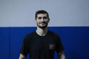 NİĞDE (AA) – ABDULLAH ÖZKUL – Doğuştan işitme engelli milli