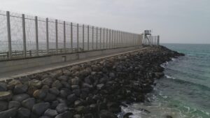 KUDÜS (AA) – İsrail, abluka altında tuttuğu Gazze Şeridi'nin çevresine