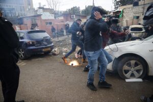 KUDÜS (AA) – İsrail polisi, işgal altındaki Doğu Kudüs'te evleri