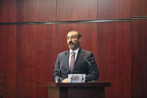 - "Irak'tan Suriye'ye, Ukrayna'dan İran'a tüm sınırdaşlarımızı sayalım. Ortaya çıkan