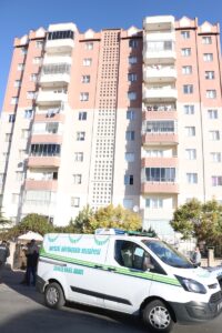 KAYSERİ (AA) – Kayseri'de eşi tarafından tabancayla vurulan kadın yaşamını