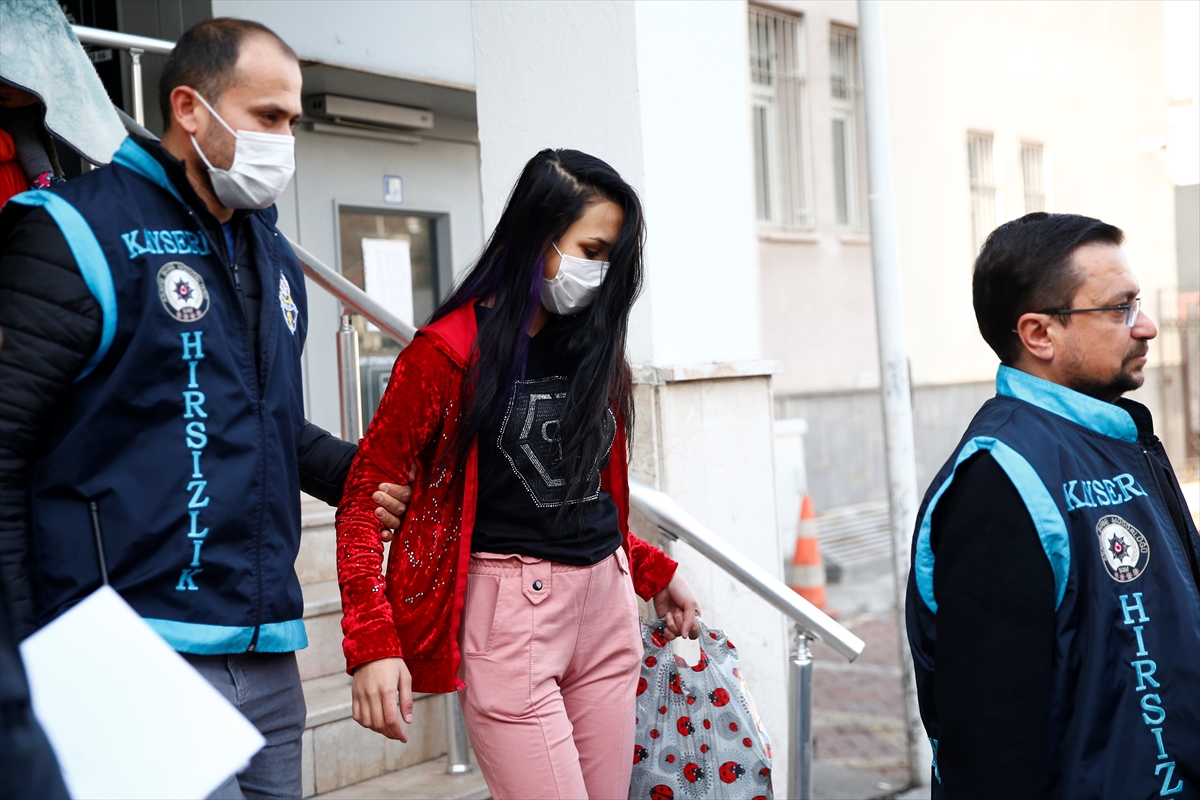 KAYSERİ (AA) – Kayseri'de düzenlenen hırsızlık operasyonunda 4'ü firari hükümlü