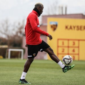KAYSERİ (AA) – Yukatel Kayserispor, Spor Toto Süper Lig'in 15.