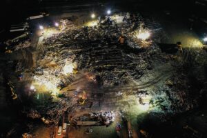 WASHINGTON (AA) – ABD’nin Kentucky eyaleti Valisi Andy Beshear, dün