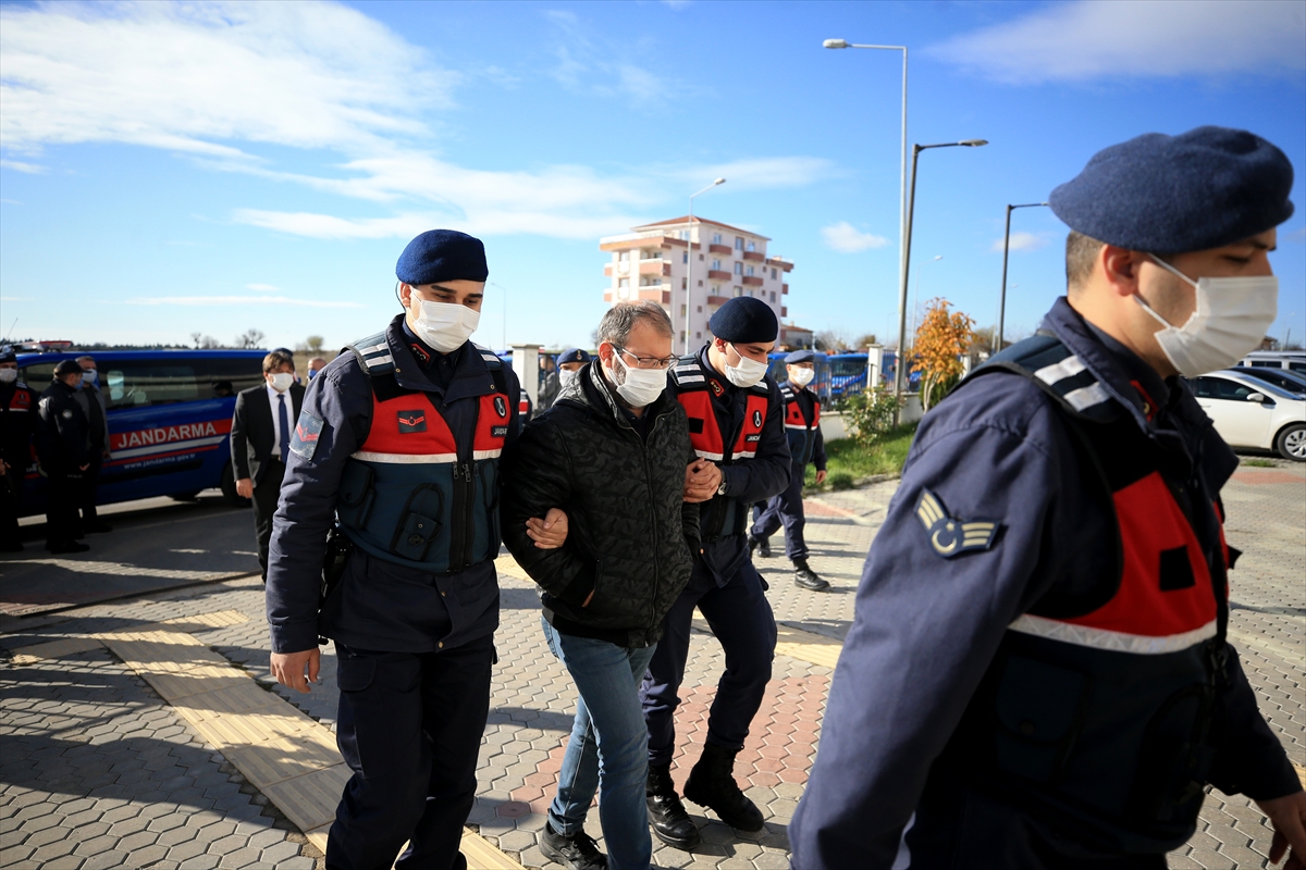 Kıyıköy Belediye Başkanı Sevinç, usulsüzlük ve rüşvet iddiasıyla tutuklandı
