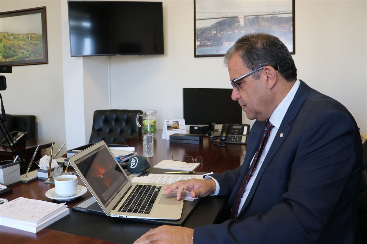KKTC Başbakanı Sucuoğlu, AA'nın “Yılın Fotoğrafları” oylamasına katıldı